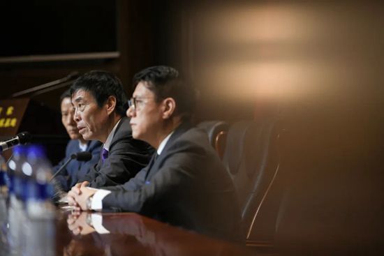 日韩免费在线